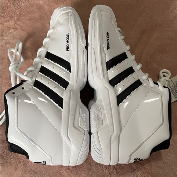 Adidas Basketball shoes superstar 2g pro size 8 - Picture 3 of 10